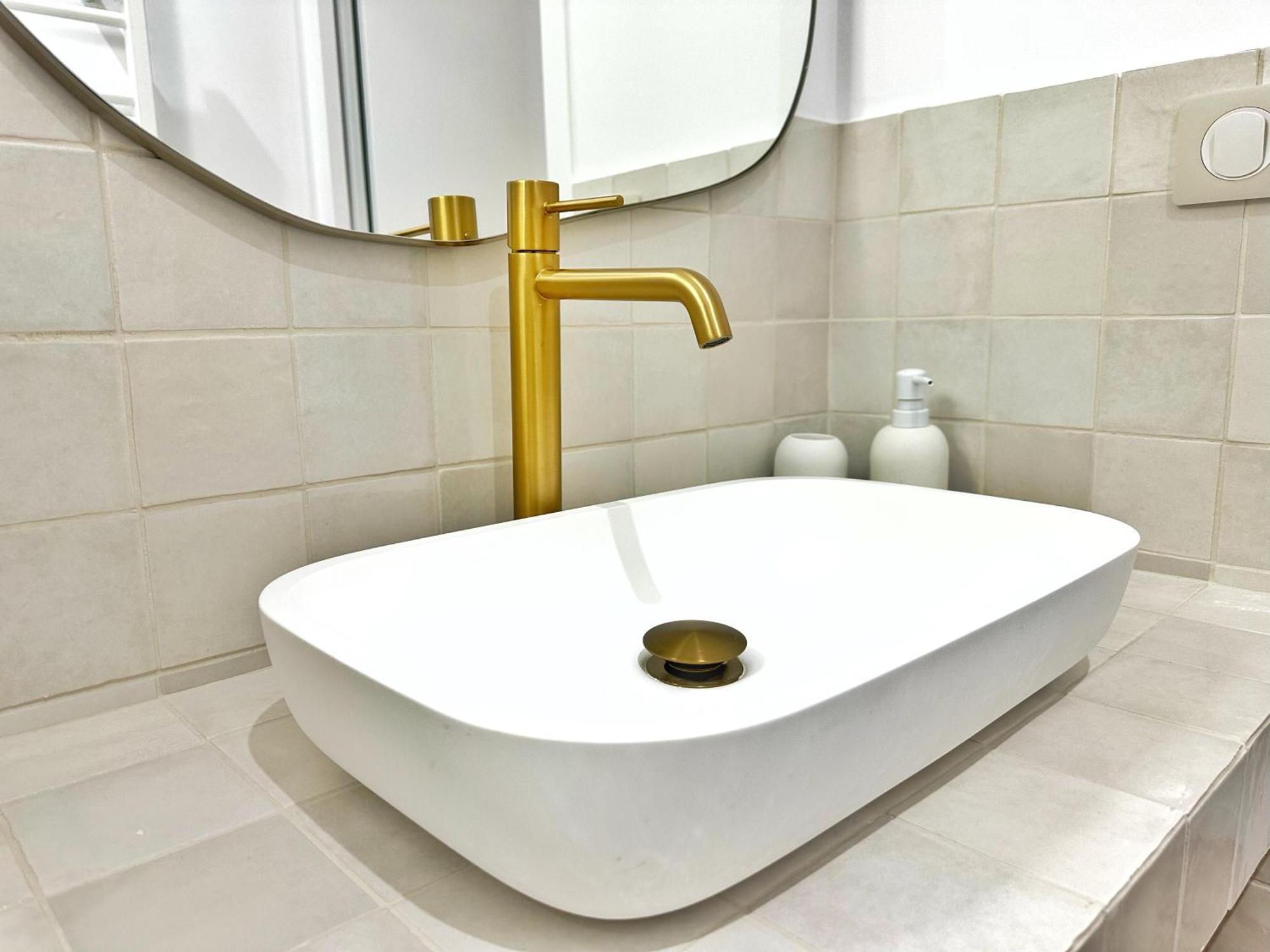 סנרי-סור-מר La Maison Cavet 5 Appartements De Standing Au Coeur Du Village מראה חיצוני תמונה